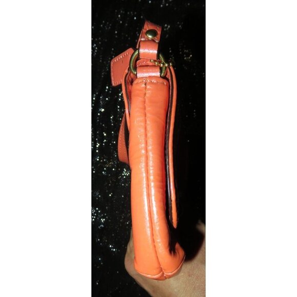 Coach Kristen Coral Patent Leather Flap Large Wristlet Wallet Clutch - Picture 4 of 16